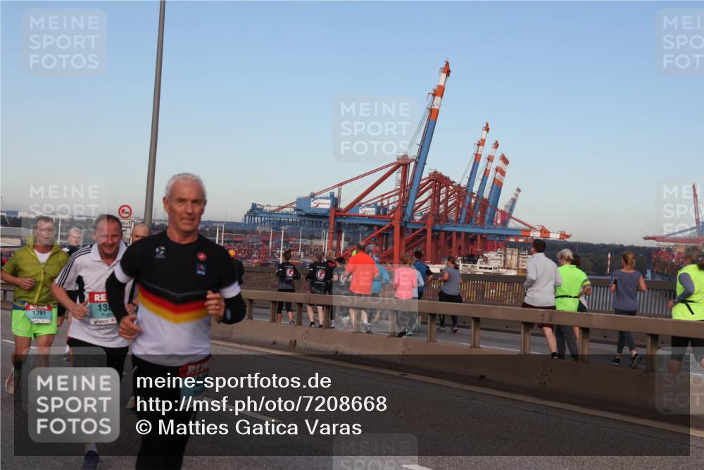 03.10.2024 - Köhlbrandbrückenlauf Matties Gatica Varas http://msf.ph/oto/7208668 03.10.2024 09:34:39 Position 2 1391, 13, 1029 meine-sportfotos.de