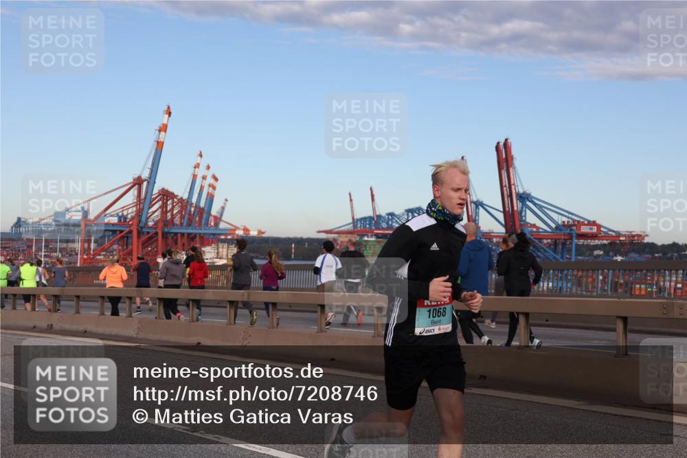 03.10.2024 - Köhlbrandbrückenlauf Matties Gatica Varas http://msf.ph/oto/7208746 03.10.2024 09:34:44 Position 2 1068 meine-sportfotos.de