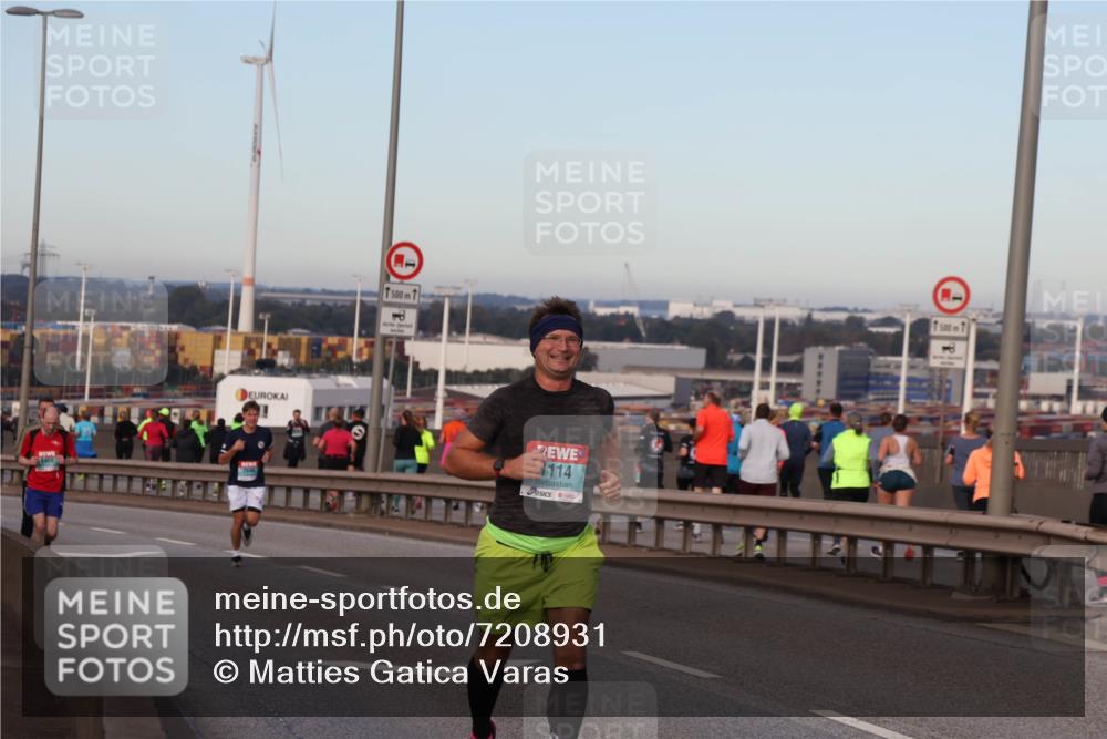 03.10.2024 - Köhlbrandbrückenlauf Matties Gatica Varas http://msf.ph/oto/7208931 03.10.2024 09:34:50 Position 2 500, 114, 500, 7 meine-sportfotos.de