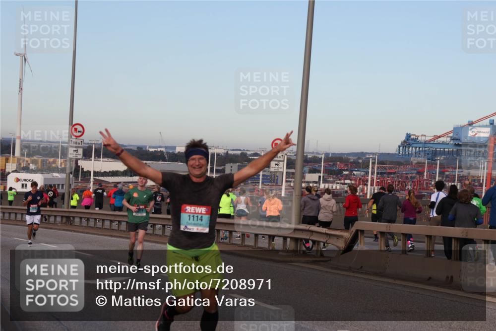 03.10.2024 - Köhlbrandbrückenlauf Matties Gatica Varas http://msf.ph/oto/7208971 03.10.2024 09:34:50 Position 2 1500, 1, 1, 1114 meine-sportfotos.de