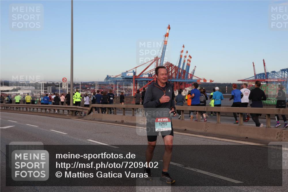 03.10.2024 - Köhlbrandbrückenlauf Matties Gatica Varas http://msf.ph/oto/7209402 03.10.2024 09:35:08 Position 2 1255 meine-sportfotos.de