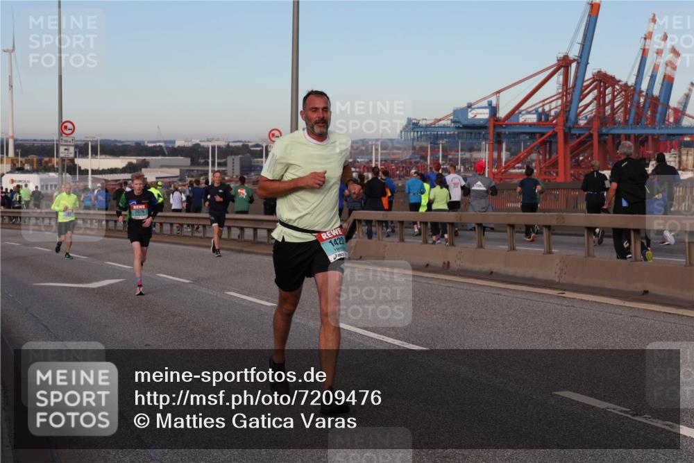 03.10.2024 - Köhlbrandbrückenlauf Matties Gatica Varas http://msf.ph/oto/7209476 03.10.2024 09:35:14 Position 2 500, 2076, 1420 meine-sportfotos.de