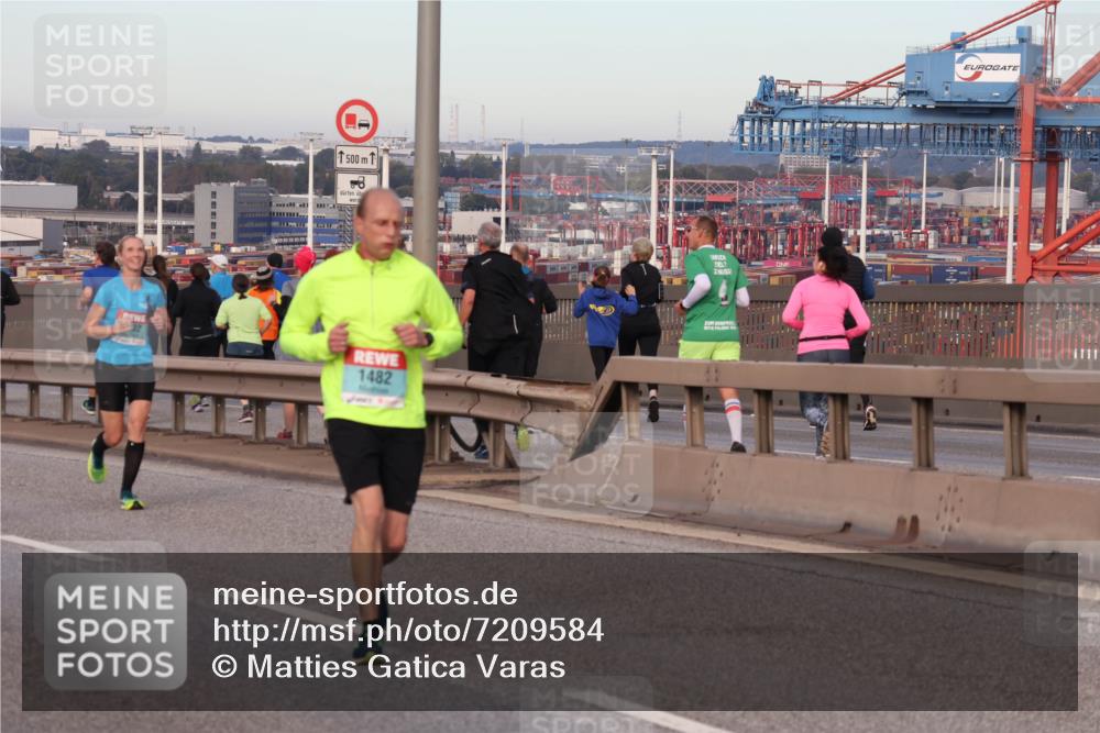 03.10.2024 - Köhlbrandbrückenlauf Matties Gatica Varas http://msf.ph/oto/7209584 03.10.2024 09:35:20 Position 2 1500, 1, 1482 meine-sportfotos.de