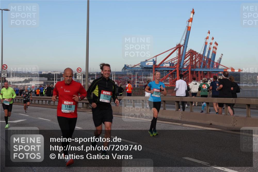 03.10.2024 - Köhlbrandbrückenlauf Matties Gatica Varas http://msf.ph/oto/7209740 03.10.2024 09:35:25 Position 2 1500, 1, 500, 1067, 1140, 1197, 1132 meine-sportfotos.de