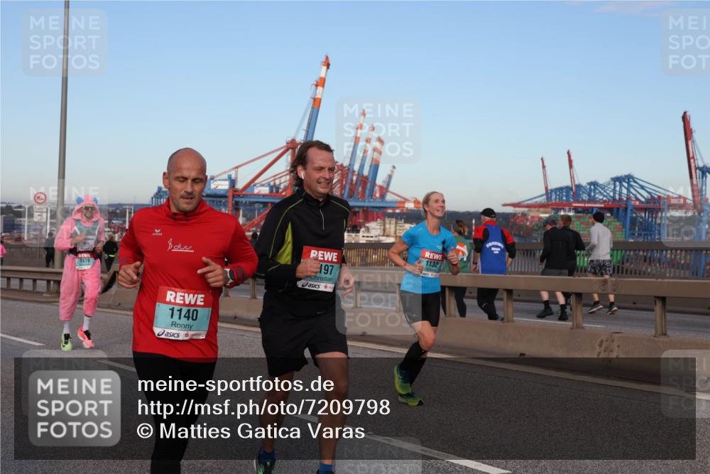 03.10.2024 - Köhlbrandbrückenlauf Matties Gatica Varas http://msf.ph/oto/7209798 03.10.2024 09:35:27 Position 2 1478, 1140, 197, 1132 meine-sportfotos.de