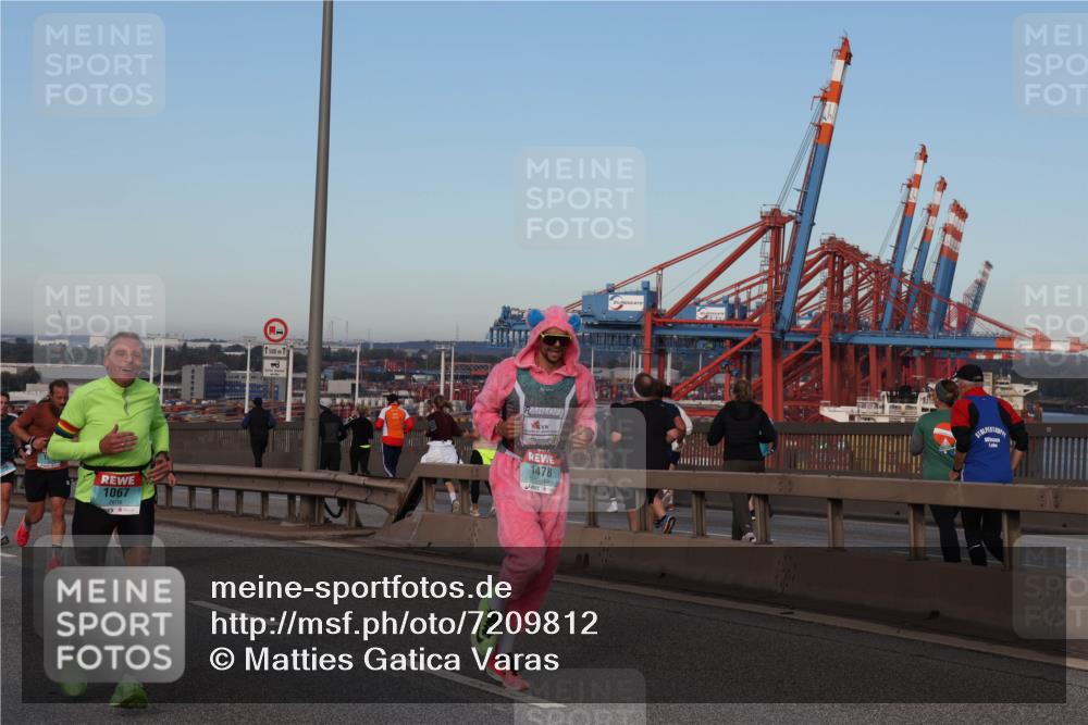 03.10.2024 - Köhlbrandbrückenlauf Matties Gatica Varas http://msf.ph/oto/7209812 03.10.2024 09:35:28 Position 2 1067, 1500, 1, 1478 meine-sportfotos.de