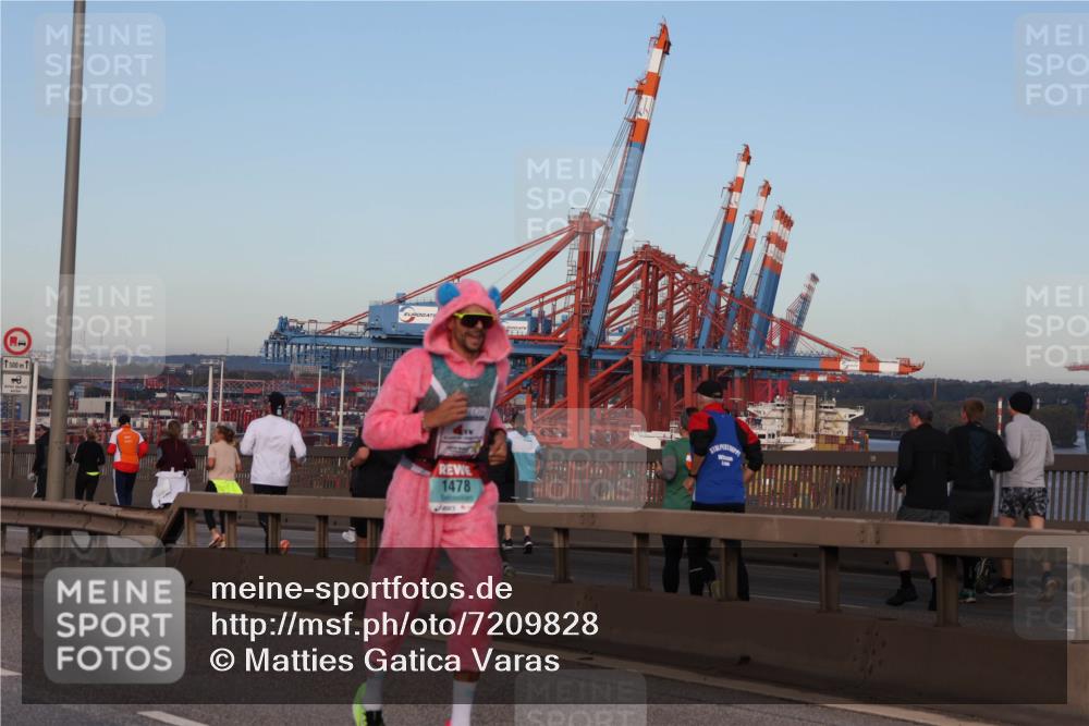 03.10.2024 - Köhlbrandbrückenlauf Matties Gatica Varas http://msf.ph/oto/7209828 03.10.2024 09:35:28 Position 2 500, 1478 meine-sportfotos.de