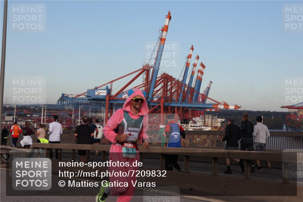 03.10.2024 - Köhlbrandbrückenlauf Matties Gatica Varas http://msf.ph/oto/7209832 03.10.2024 09:35:29 Position 2 1478 meine-sportfotos.de