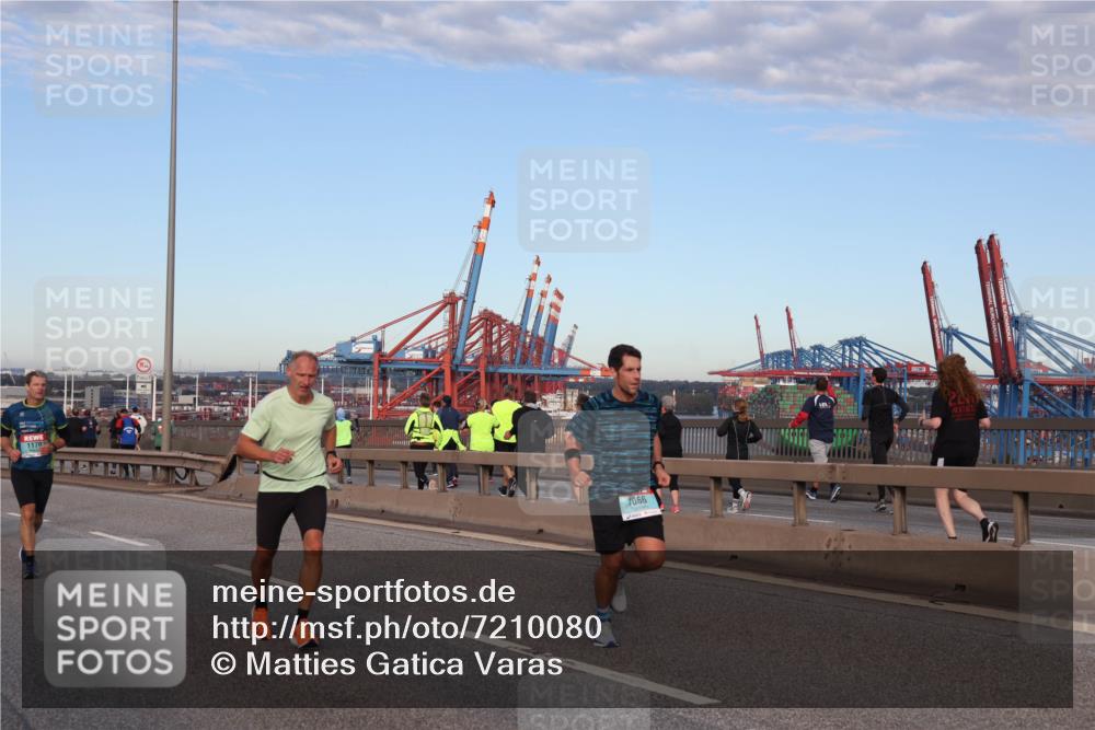 03.10.2024 - Köhlbrandbrückenlauf Matties Gatica Varas http://msf.ph/oto/7210080 03.10.2024 09:35:36 Position 2 11703, 1066 meine-sportfotos.de
