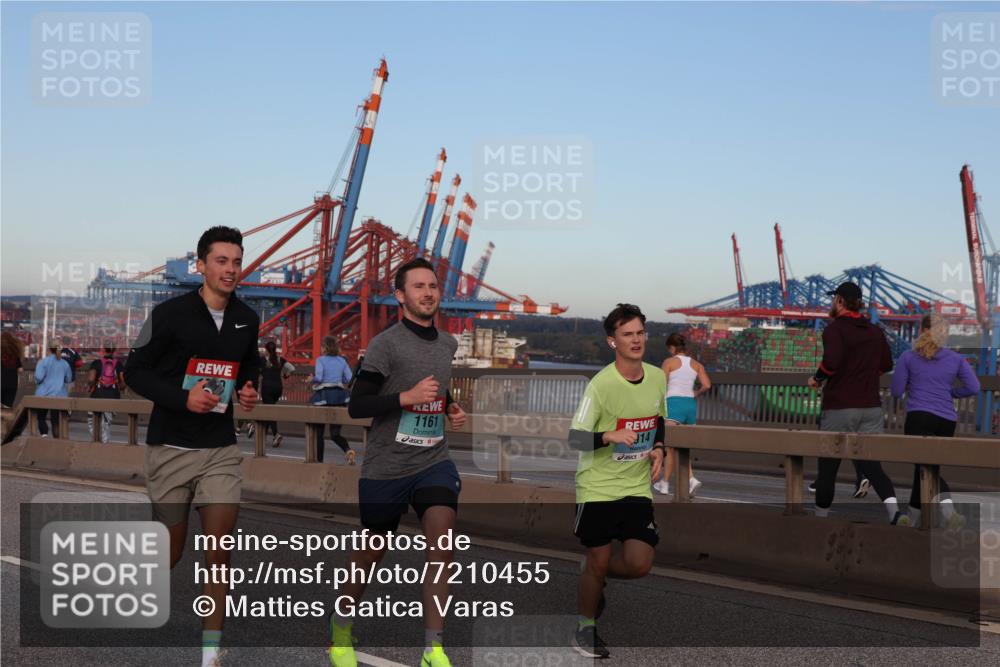 03.10.2024 - Köhlbrandbrückenlauf Matties Gatica Varas http://msf.ph/oto/7210455 03.10.2024 09:35:46 Position 2 1161, 14 meine-sportfotos.de