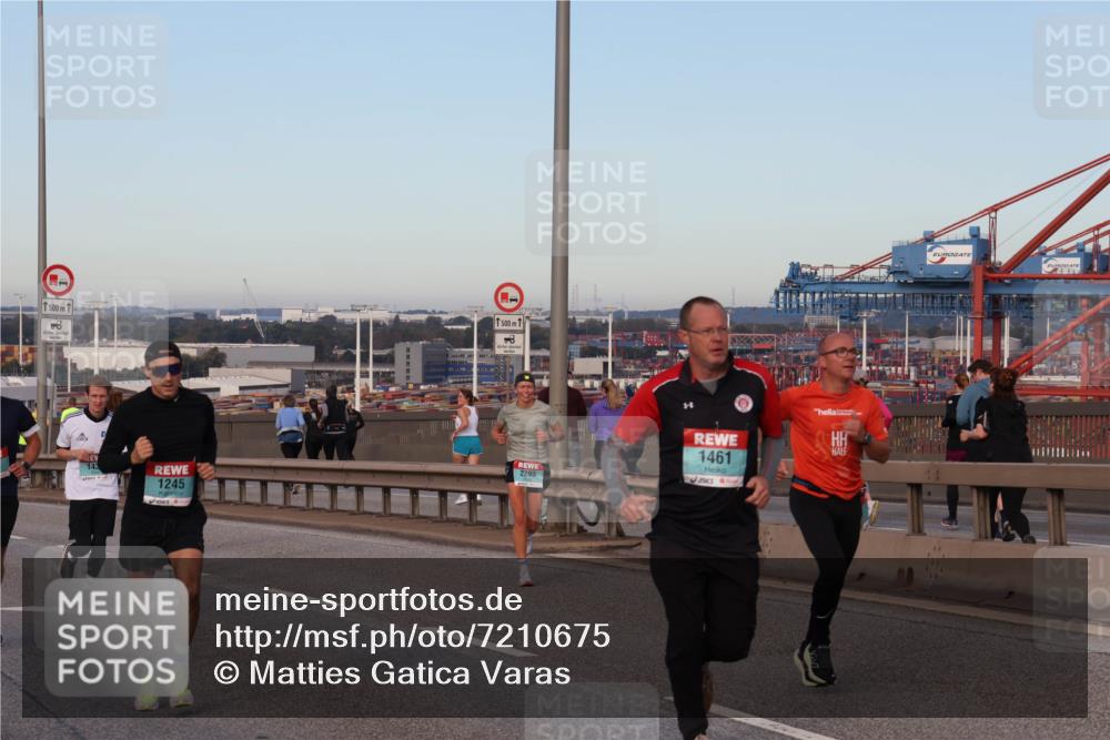 03.10.2024 - Köhlbrandbrückenlauf Matties Gatica Varas http://msf.ph/oto/7210675 03.10.2024 09:35:58 Position 2 1500, 1245, 1500, 2293, 1461 meine-sportfotos.de
