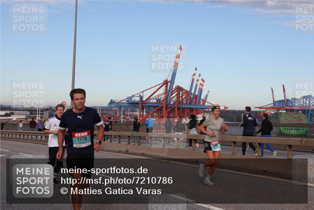 03.10.2024 - Köhlbrandbrückenlauf Matties Gatica Varas http://msf.ph/oto/7210786 03.10.2024 09:36:03 Position 2 1179, 2293 meine-sportfotos.de