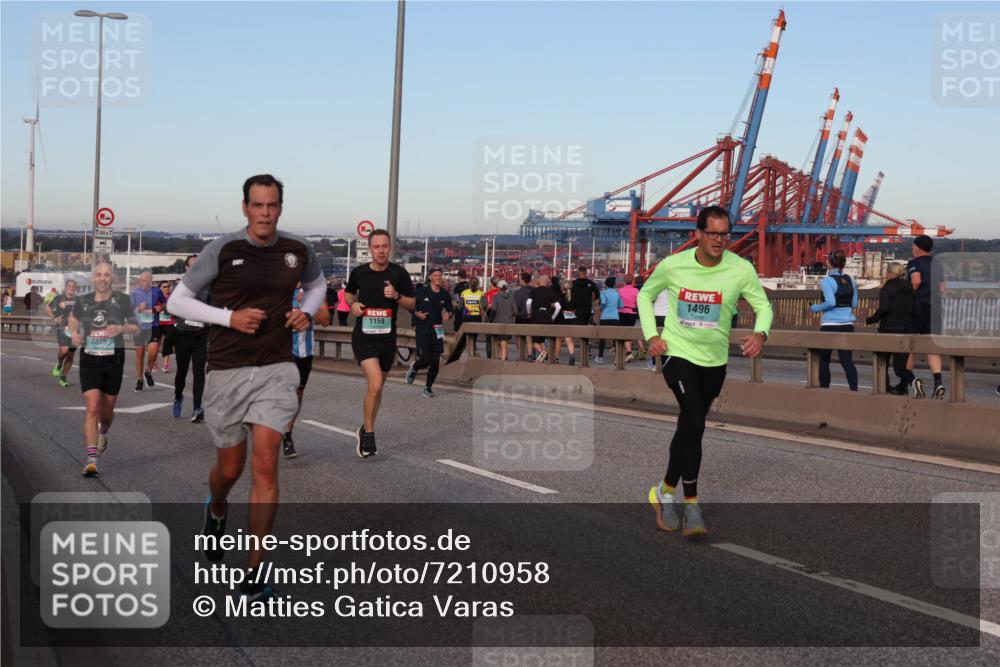 03.10.2024 - Köhlbrandbrückenlauf Matties Gatica Varas http://msf.ph/oto/7210958 03.10.2024 09:36:15 Position 2 500, 2875, 1159, 1496 meine-sportfotos.de