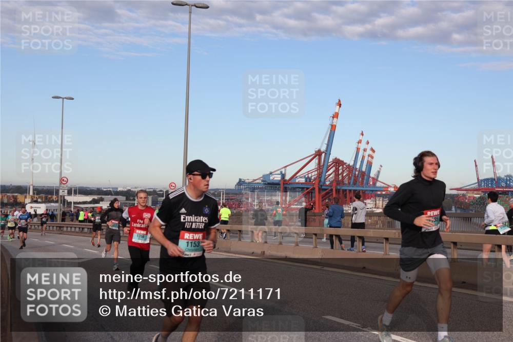 03.10.2024 - Köhlbrandbrückenlauf Matties Gatica Varas http://msf.ph/oto/7211171 03.10.2024 09:36:25 Position 2 1266, 1153 meine-sportfotos.de