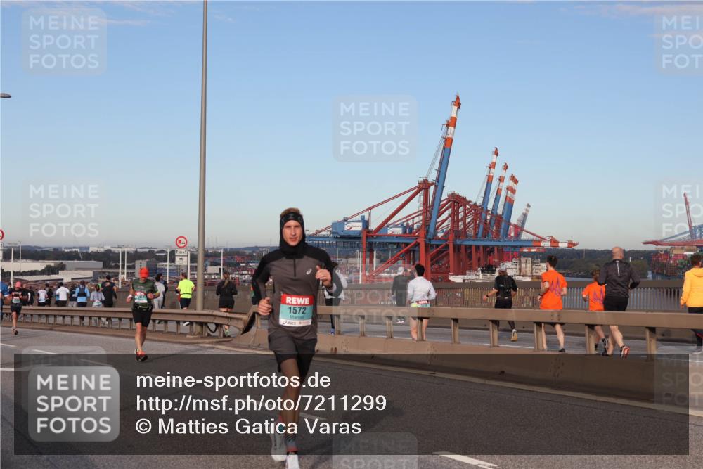 03.10.2024 - Köhlbrandbrückenlauf Matties Gatica Varas http://msf.ph/oto/7211299 03.10.2024 09:36:29 Position 2 1500, 1, 1572 meine-sportfotos.de