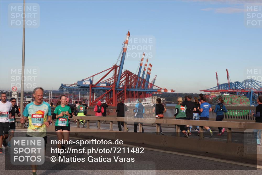 03.10.2024 - Köhlbrandbrückenlauf Matties Gatica Varas http://msf.ph/oto/7211482 03.10.2024 09:36:38 Position 2 1222, 500, 2220, 1268, 1327 meine-sportfotos.de