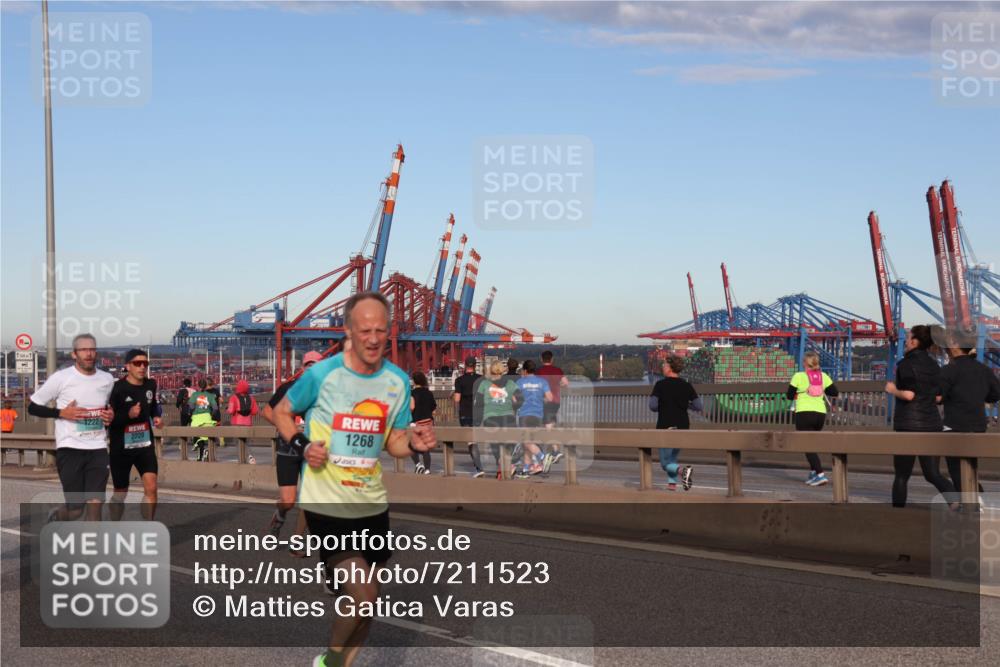 03.10.2024 - Köhlbrandbrückenlauf Matties Gatica Varas http://msf.ph/oto/7211523 03.10.2024 09:36:39 Position 2 2220, 1268 meine-sportfotos.de