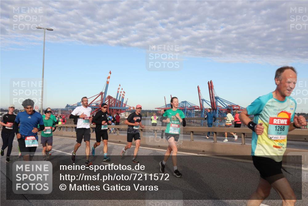 03.10.2024 - Köhlbrandbrückenlauf Matties Gatica Varas http://msf.ph/oto/7211572 03.10.2024 09:36:40 Position 2 1202, 1121, 1222, 1327, 1268 meine-sportfotos.de
