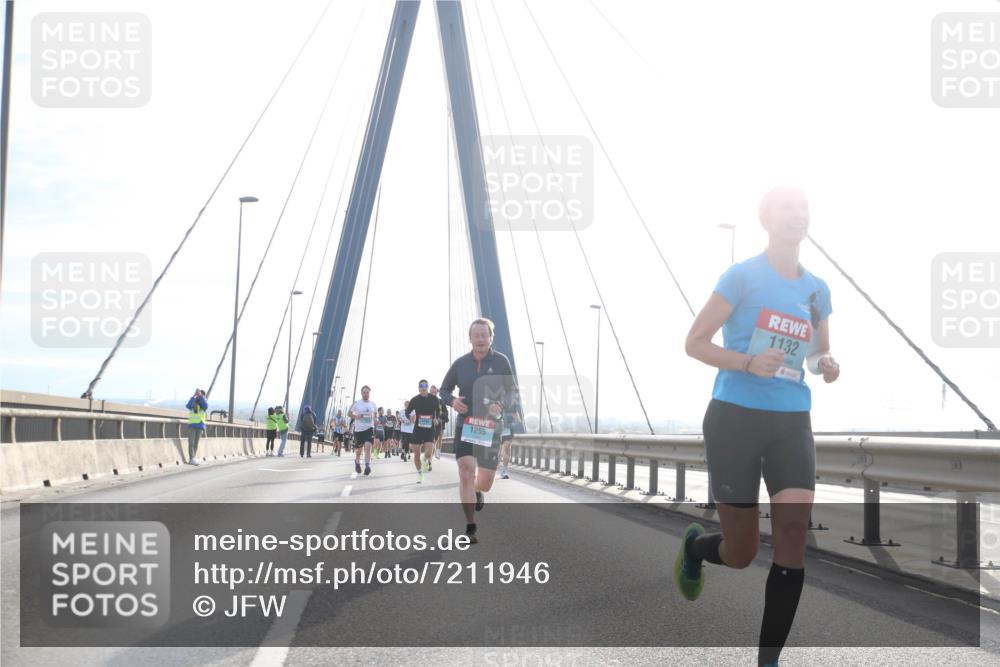 03.10.2024 - Köhlbrandbrückenlauf Jannik Wohlers http://msf.ph/oto/7211946 03.10.2024 09:20:57 Position 1 1255, 1132 meine-sportfotos.de