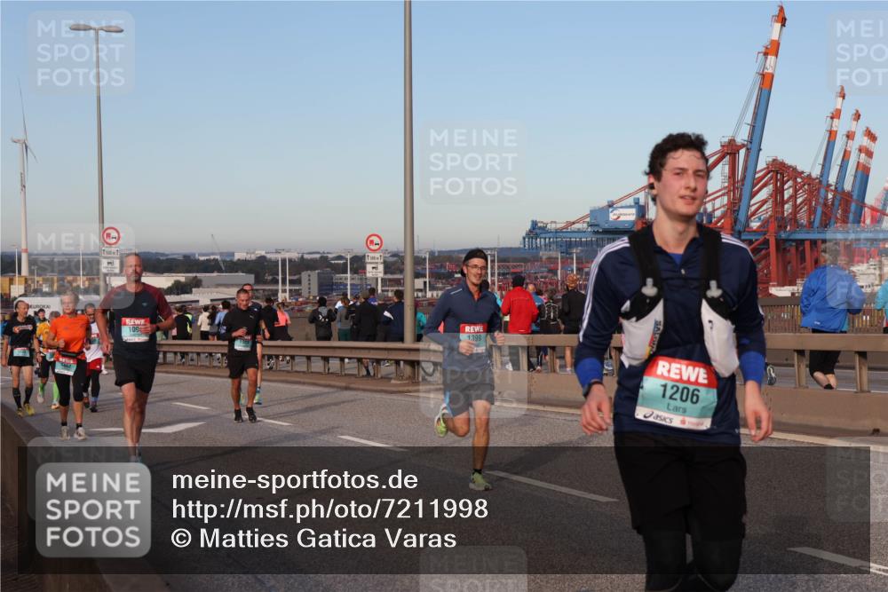 03.10.2024 - Köhlbrandbrückenlauf Matties Gatica Varas http://msf.ph/oto/7211998 03.10.2024 09:37:03 Position 2 1500, 109, 1630, 1462, 1500, 1399, 1206 meine-sportfotos.de