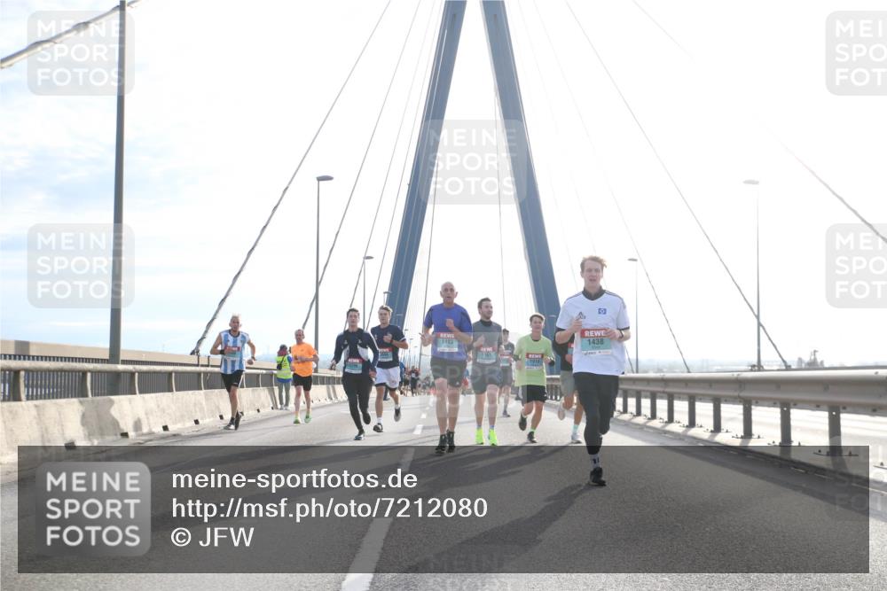 03.10.2024 - Köhlbrandbrückenlauf Jannik Wohlers http://msf.ph/oto/7212080 03.10.2024 09:21:06 Position 1 1493, 1161, 0, 1438 meine-sportfotos.de