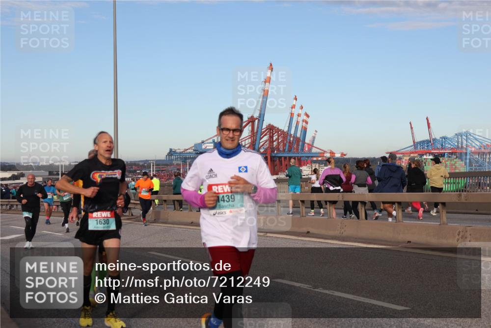 03.10.2024 - Köhlbrandbrückenlauf Matties Gatica Varas http://msf.ph/oto/7212249 03.10.2024 09:37:13 Position 2 1439, 1630 meine-sportfotos.de