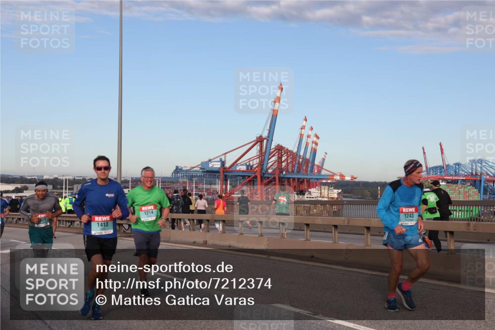 03.10.2024 - Köhlbrandbrückenlauf Matties Gatica Varas http://msf.ph/oto/7212374 03.10.2024 09:37:21 Position 2 321, 1413, 1214, 1243 meine-sportfotos.de
