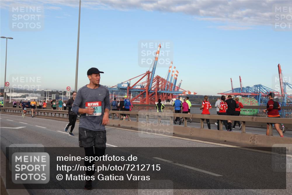 03.10.2024 - Köhlbrandbrückenlauf Matties Gatica Varas http://msf.ph/oto/7212715 03.10.2024 09:37:31 Position 2 361 meine-sportfotos.de