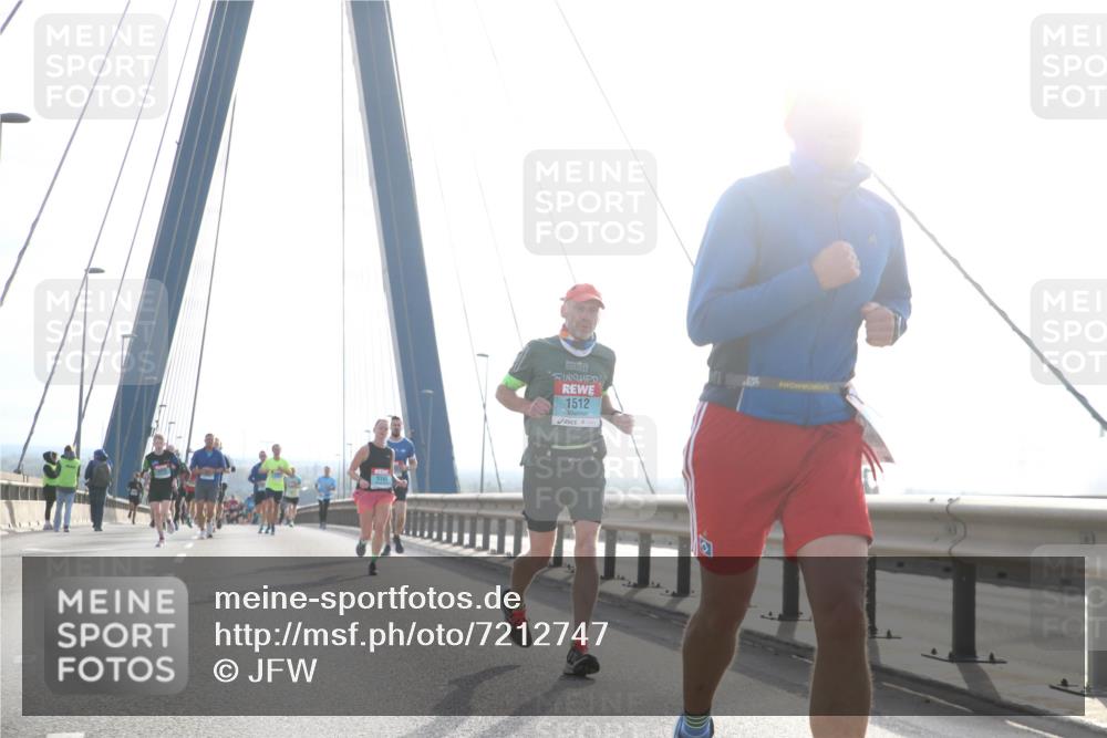 03.10.2024 - Köhlbrandbrückenlauf Jannik Wohlers http://msf.ph/oto/7212747 03.10.2024 09:21:23 Position 1 1193, 1512 meine-sportfotos.de