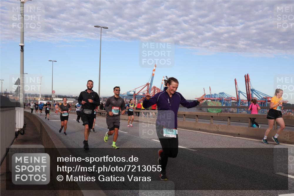 03.10.2024 - Köhlbrandbrückenlauf Matties Gatica Varas http://msf.ph/oto/7213055 03.10.2024 09:37:44 Position 2 1314, 1766 meine-sportfotos.de