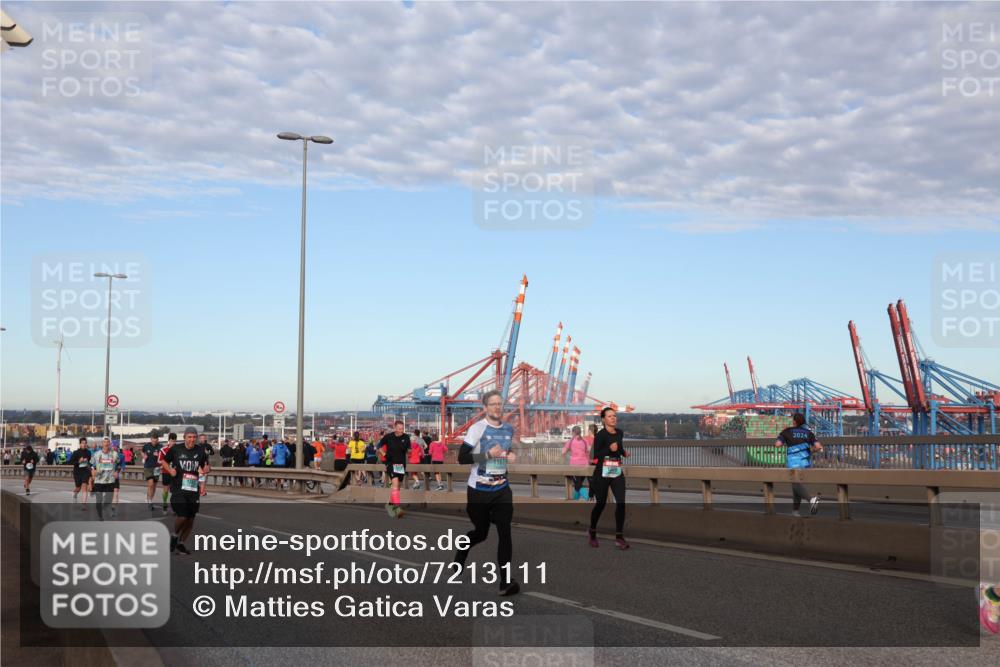 03.10.2024 - Köhlbrandbrückenlauf Matties Gatica Varas http://msf.ph/oto/7213111 03.10.2024 09:37:47 Position 2 2024 meine-sportfotos.de