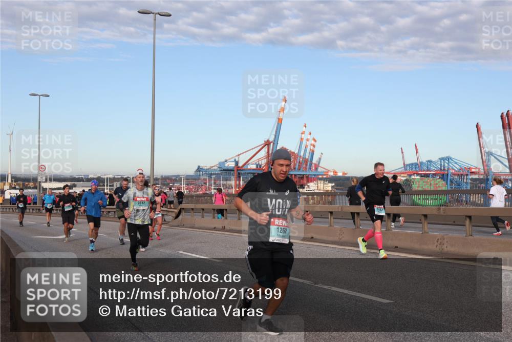 03.10.2024 - Köhlbrandbrückenlauf Matties Gatica Varas http://msf.ph/oto/7213199 03.10.2024 09:37:51 Position 2 2612, 1262, 1487 meine-sportfotos.de