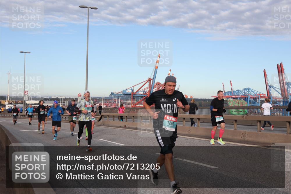 03.10.2024 - Köhlbrandbrückenlauf Matties Gatica Varas http://msf.ph/oto/7213205 03.10.2024 09:37:51 Position 2 2612, 1262, 1487 meine-sportfotos.de