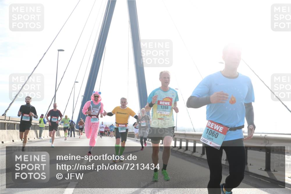 03.10.2024 - Köhlbrandbrückenlauf Jannik Wohlers http://msf.ph/oto/7213434 03.10.2024 09:21:39 Position 1 1763, 1478, 1417, 1268, 1060 meine-sportfotos.de