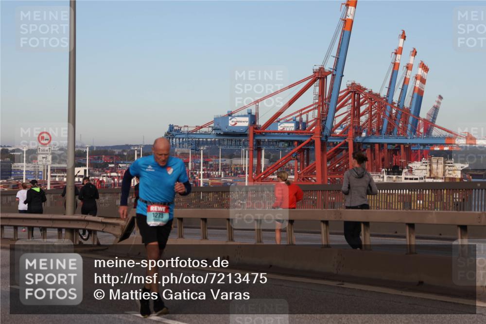 03.10.2024 - Köhlbrandbrückenlauf Matties Gatica Varas http://msf.ph/oto/7213475 03.10.2024 09:38:03 Position 2 1500, 1273 meine-sportfotos.de