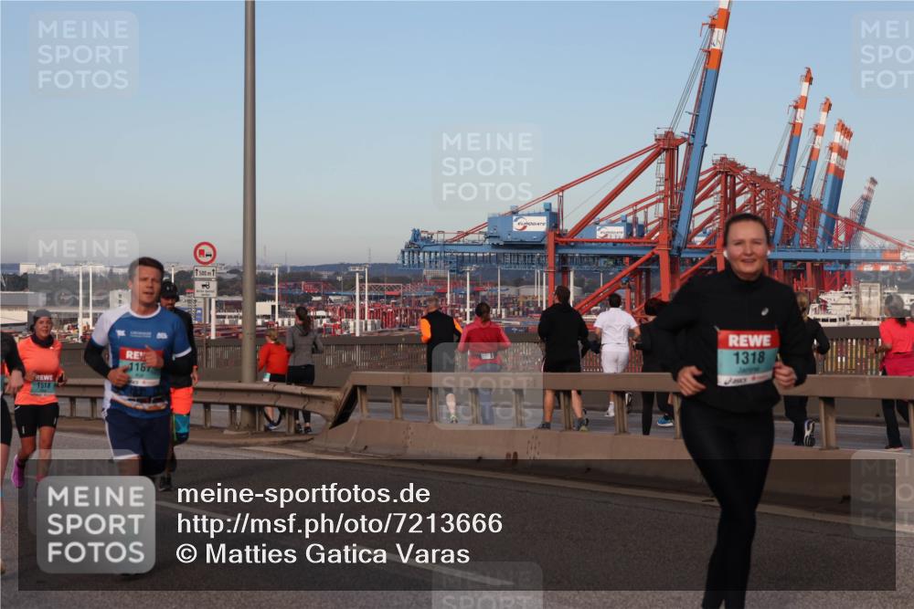 03.10.2024 - Köhlbrandbrückenlauf Matties Gatica Varas http://msf.ph/oto/7213666 03.10.2024 09:38:09 Position 2 1518, 1167, 500, 1, 1318 meine-sportfotos.de
