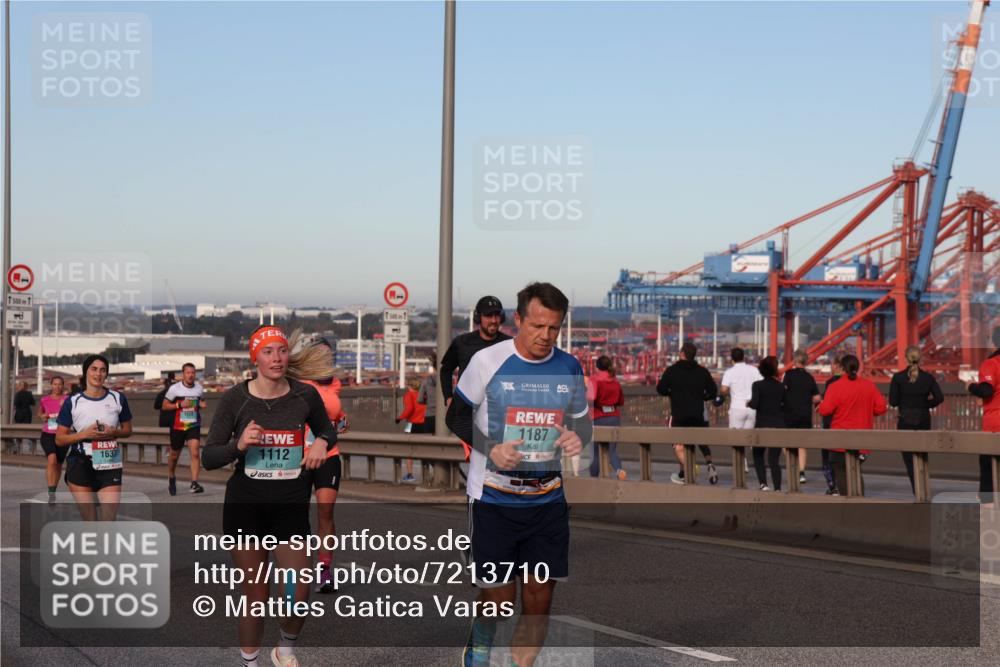 03.10.2024 - Köhlbrandbrückenlauf Matties Gatica Varas http://msf.ph/oto/7213710 03.10.2024 09:38:10 Position 2 500, 1637, 1112, 1187 meine-sportfotos.de