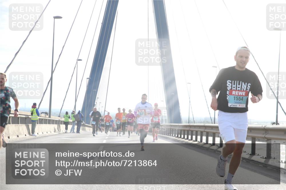 03.10.2024 - Köhlbrandbrückenlauf Jannik Wohlers http://msf.ph/oto/7213864 03.10.2024 09:21:46 Position 1 1439, 1554 meine-sportfotos.de