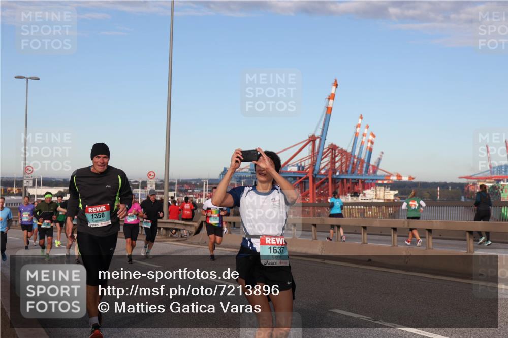 03.10.2024 - Köhlbrandbrückenlauf Matties Gatica Varas http://msf.ph/oto/7213896 03.10.2024 09:38:15 Position 2 1, 1350, 1637 meine-sportfotos.de