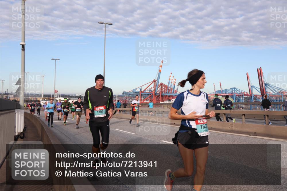 03.10.2024 - Köhlbrandbrückenlauf Matties Gatica Varas http://msf.ph/oto/7213941 03.10.2024 09:38:16 Position 2 1350, 163 meine-sportfotos.de