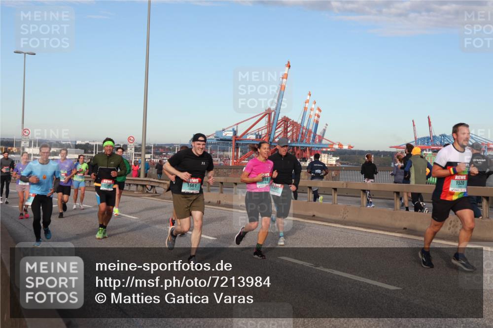 03.10.2024 - Köhlbrandbrückenlauf Matties Gatica Varas http://msf.ph/oto/7213984 03.10.2024 09:38:19 Position 2 1661, 1340, 598, 1481, 1520, 1 meine-sportfotos.de