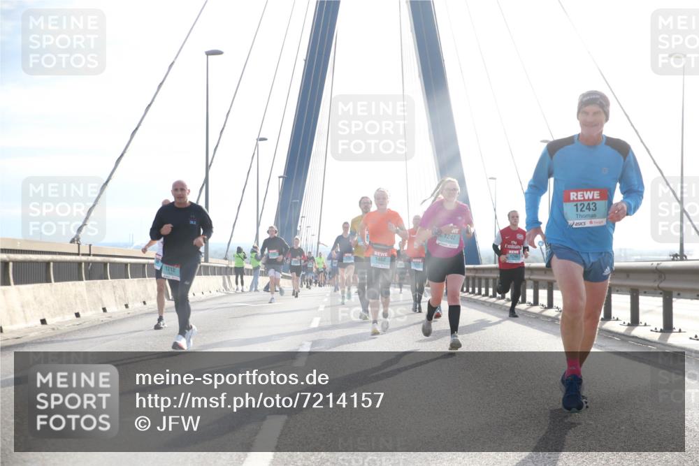 03.10.2024 - Köhlbrandbrückenlauf Jannik Wohlers http://msf.ph/oto/7214157 03.10.2024 09:21:53 Position 1 1212, 1462, 1242, 1266, 1243 meine-sportfotos.de