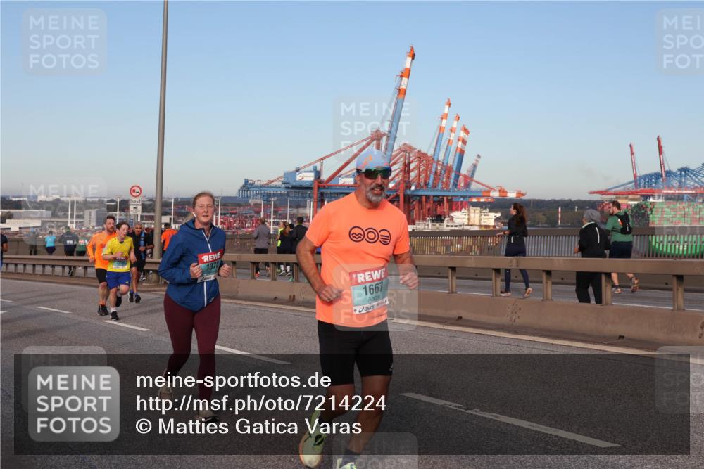 03.10.2024 - Köhlbrandbrückenlauf Matties Gatica Varas http://msf.ph/oto/7214224 03.10.2024 09:38:29 Position 2 09, 1378, 1667 meine-sportfotos.de