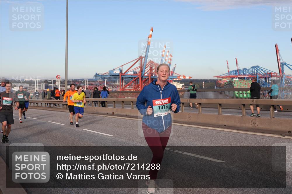 03.10.2024 - Köhlbrandbrückenlauf Matties Gatica Varas http://msf.ph/oto/7214288 03.10.2024 09:38:31 Position 2 1701, 1207, 1378 meine-sportfotos.de