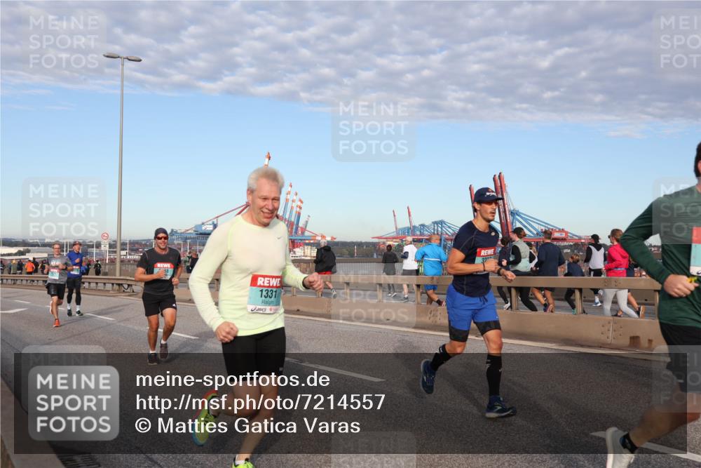 03.10.2024 - Köhlbrandbrückenlauf Matties Gatica Varas http://msf.ph/oto/7214557 03.10.2024 09:38:37 Position 2 1331 meine-sportfotos.de