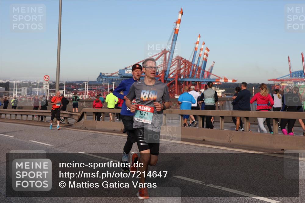 03.10.2024 - Köhlbrandbrückenlauf Matties Gatica Varas http://msf.ph/oto/7214647 03.10.2024 09:38:40 Position 2 500, 1, 2, 1571 meine-sportfotos.de