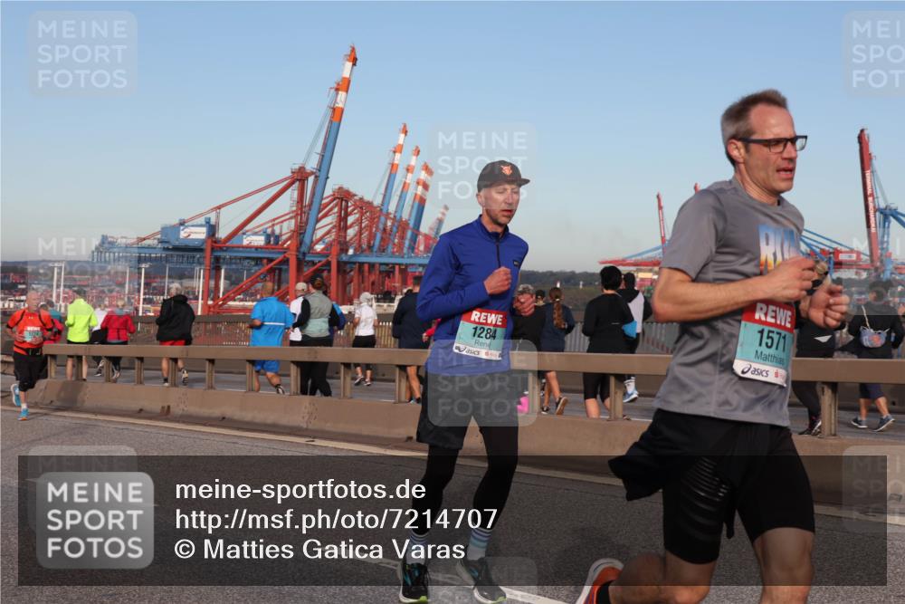 03.10.2024 - Köhlbrandbrückenlauf Matties Gatica Varas http://msf.ph/oto/7214707 03.10.2024 09:38:41 Position 2 1284, 1571 meine-sportfotos.de