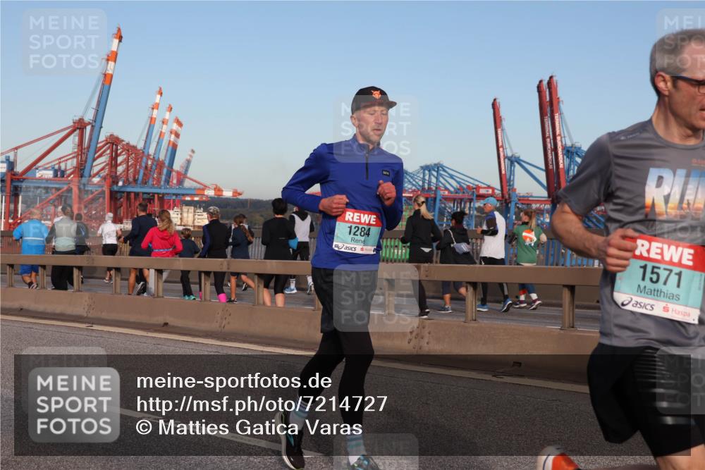 03.10.2024 - Köhlbrandbrückenlauf Matties Gatica Varas http://msf.ph/oto/7214727 03.10.2024 09:38:42 Position 2 1284, 1571 meine-sportfotos.de