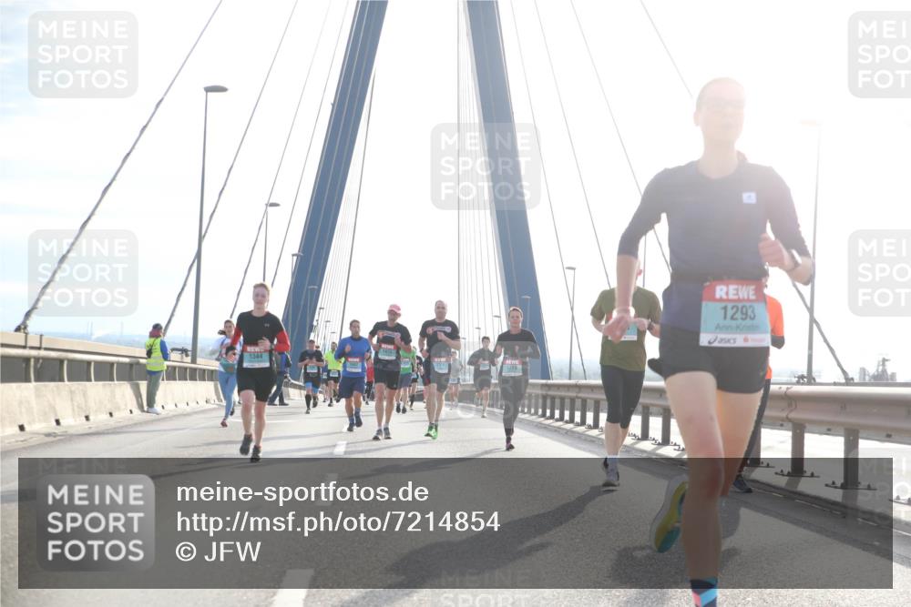 03.10.2024 - Köhlbrandbrückenlauf Jannik Wohlers http://msf.ph/oto/7214854 03.10.2024 09:21:58 Position 1 1344, 1229, 1293 meine-sportfotos.de