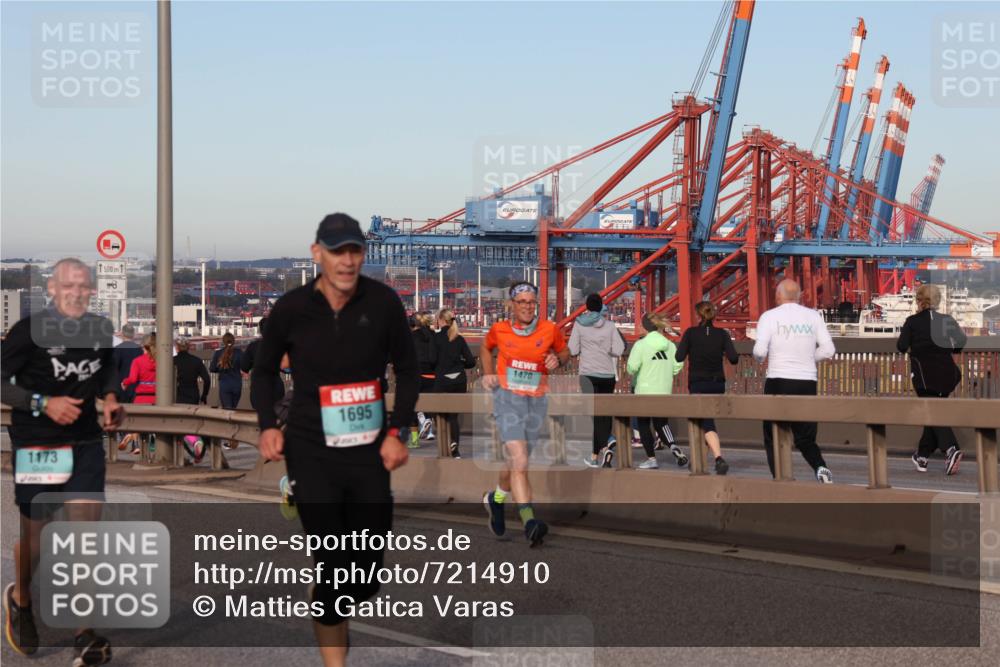 03.10.2024 - Köhlbrandbrückenlauf Matties Gatica Varas http://msf.ph/oto/7214910 03.10.2024 09:38:50 Position 2 1500, 1695, 1470, 1173 meine-sportfotos.de